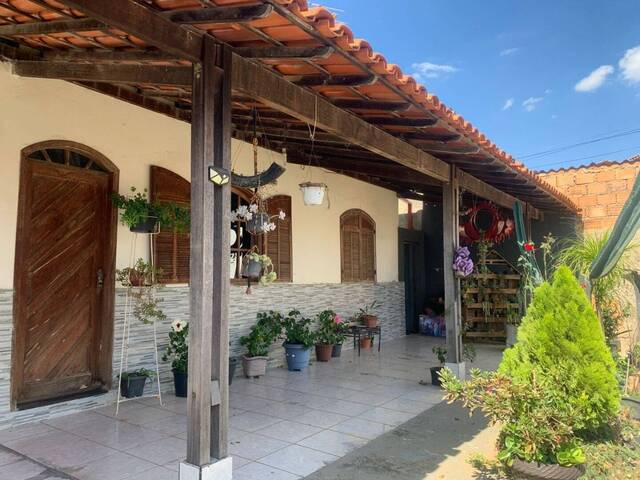 #272 - Casa para Venda em Betim - MG