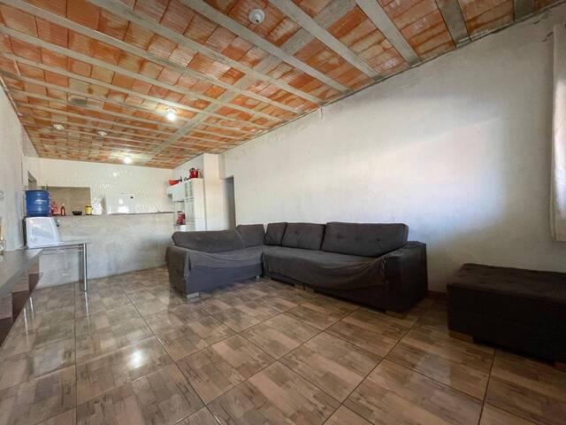 Casa para Venda em Igarapé - 4