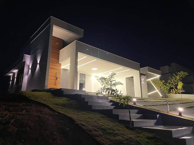 #306 - Casa para Venda em Betim - MG - 2