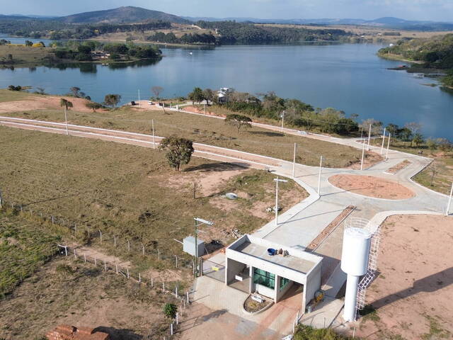 #179 - Terreno em condomínio para Venda em Carmo do Cajuru - MG