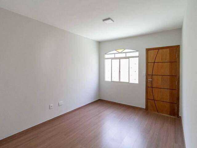 #325 - Casa para Venda em Contagem - MG - 1