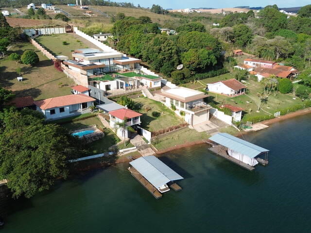 #327 - Casa para Venda em Nazareno - MG - 2