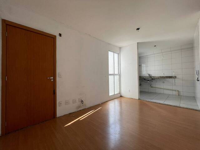 Apartamento para Venda em Betim - 4