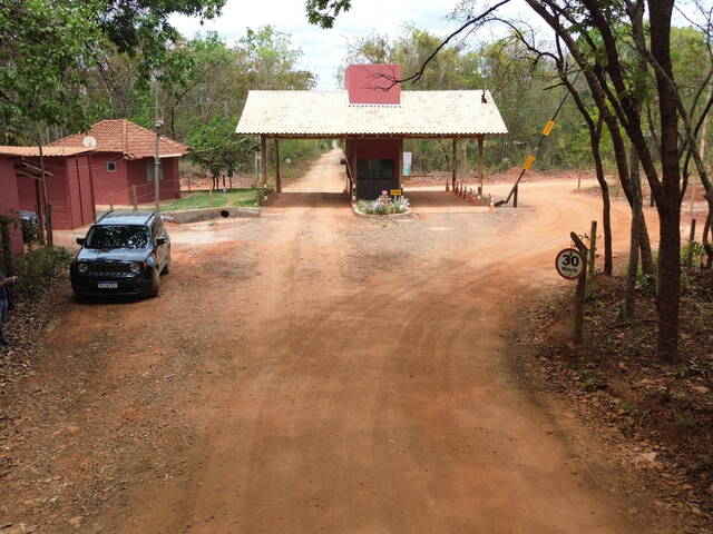 #29 - Casa em condomínio para Venda em Felixlândia - MG - 3