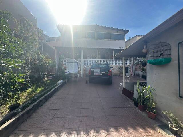 Casa para Venda em Belo Horizonte - 2