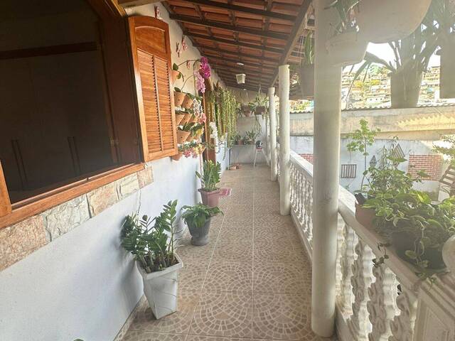 Casa para Venda em Belo Horizonte - 2