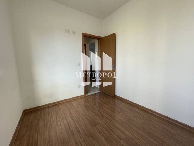 Apartamento para Venda em Contagem - 4