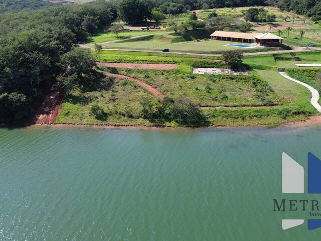 #370 - Terreno em condomínio para Venda em Carmo do Cajuru - MG
